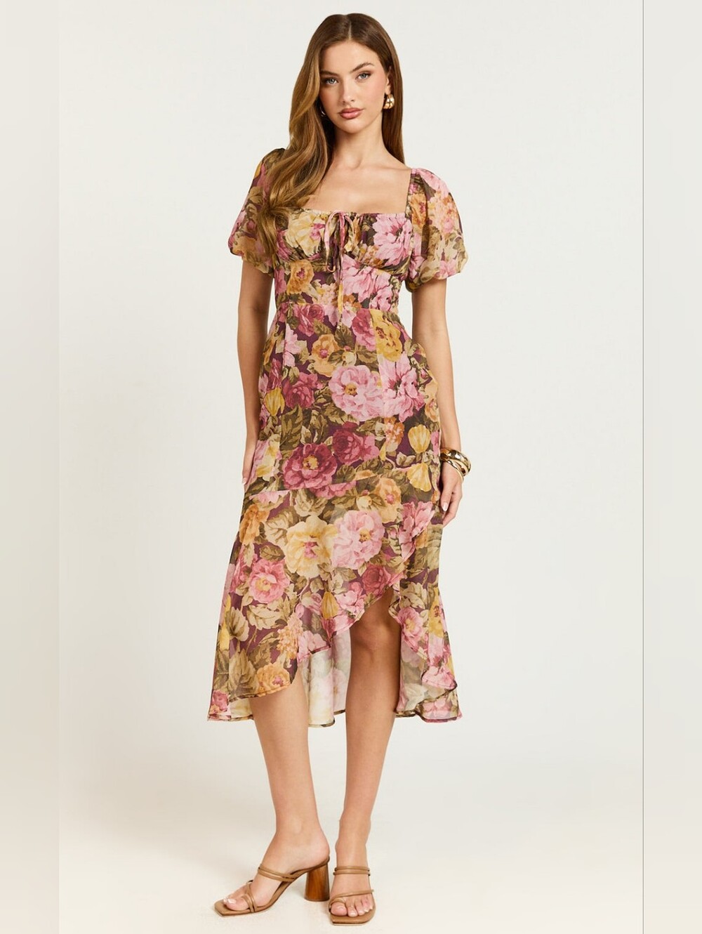 Showpo. Jasalina Midi DressPuff Sleeve Dress in Classic Floral